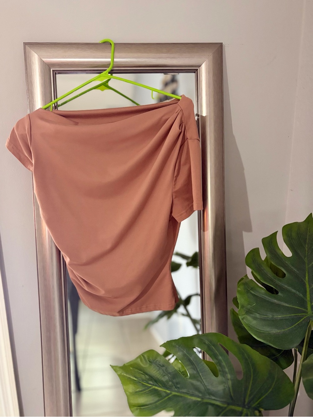 Ruched Midi blouse in brown